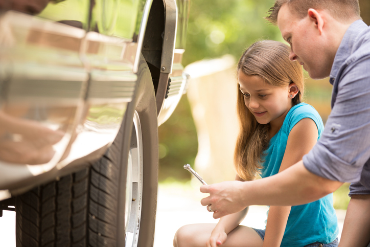 5 Easy Car Repairs You Can Do Yourself